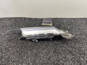 Begagnade Dagsljus vänster Porsche Panamera Sport Turismo (971H) 2.9 V6 24V 4 Pris € 363,00 Inklusive moms erbjuds av Van Kronenburg Engines