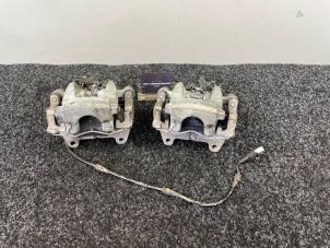 Gebruikte Remklauw set Landrover Range Rover Evoque (LVJ/LVS) 2.0 Si4 16V Prijs € 121,00 Inclusief btw aangeboden door Van Kronenburg Engines