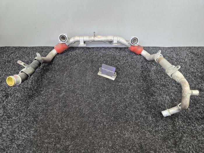 Kylarslang från en Audi RS 4 Avant (B7) 4.2 V8 40V 2008