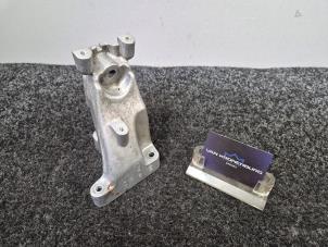 Begagnade Motorfäste Mercedes S (222.0/222.1) 3.0 S-350 BlueTEC, S-350d 24V Pris € 49,95 Inklusive moms erbjuds av Van Kronenburg Engines