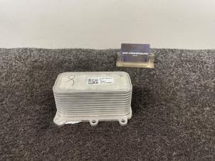 Używane Chlodnica oleju Mercedes A-Klasse AMG (177.0) 2.0 A-45 AMG Turbo 16V 4Matic+ Cena € 59,96 Z VAT oferowane przez Van Kronenburg Engines