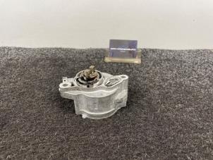 Gebruikte Vacuumpomp (Diesel) Jeep Grand Cherokee (WK/WK2) 3.0 CRD V6 24V Prijs € 74,95 Inclusief btw aangeboden door Van Kronenburg Engines