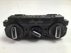 Gebruikte Kachel Bedieningspaneel Volkswagen Beetle Prijs € 22,00 Inclusief btw aangeboden door Autorecycling Kempers