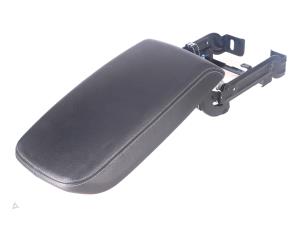 Gebruikte Armleuning BMW X3 Prijs € 100,00 Inclusief btw aangeboden door Autorecycling Kempers