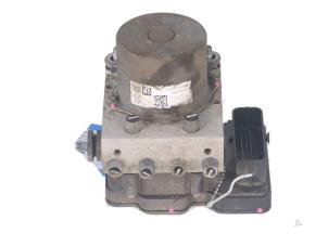 Gebruikte Brake control power module Opel Crossland X Prijs € 180,00 Inclusief btw aangeboden door Autorecycling Kempers