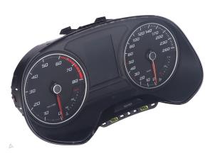 Begagnade Varvräknare Seat Leon Pris € 70,00 Inklusive moms erbjuds av Autorecycling Kempers