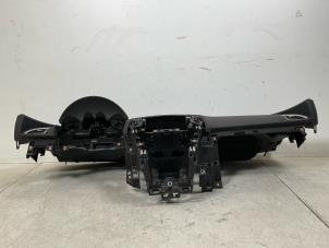 Begagnade Instrumentbräda Opel Astra Pris € 350,00 Inklusive moms erbjuds av Autorecycling Kempers