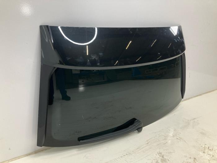 Baklucka från en BMW 5-Serie 2023