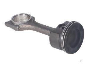 Gebruikte Drijfstang Volkswagen Passat Prijs € 120,00 Inclusief btw aangeboden door Autorecycling Kempers