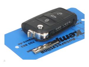 Begagnade Diverse Volkswagen Polo Pris € 50,00 Inklusive moms erbjuds av Autorecycling Kempers