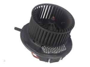 Używane Element grzewczy Volkswagen Golf Cena € 35,00 Z VAT oferowane przez Autorecycling Kempers