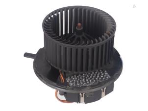 Używane Element grzewczy Volkswagen Golf Cena € 35,00 Z VAT oferowane przez Autorecycling Kempers