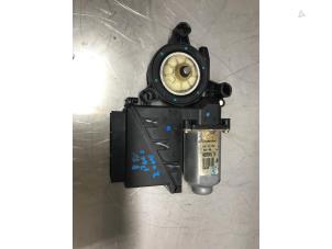 Gebruikte Raammotor 2Deurs achter Volkswagen Polo Prijs € 30,00 Margeregeling aangeboden door Autosloperij Alexander