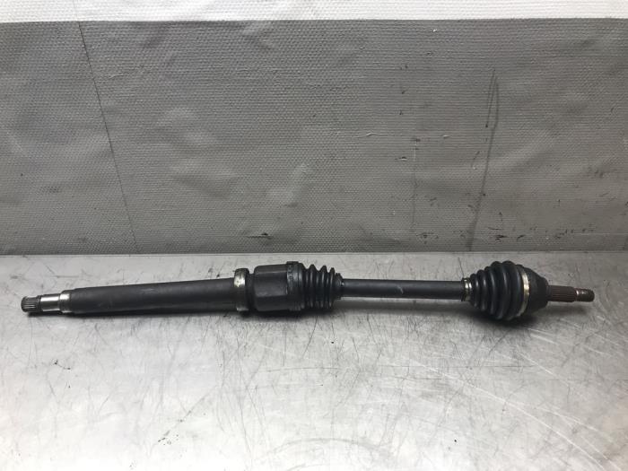 Aandrijfas rechts-voor van een Ford Focus 1 Wagon 1.8 TDdi 2005