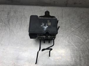 Gebruikte ABS Pomp Volkswagen Transporter T5 1.9 TDi Prijs € 750,00 Margeregeling aangeboden door Autosloperij Alexander