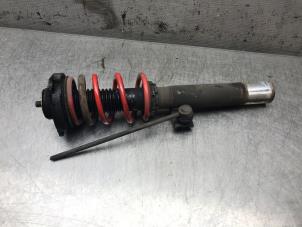 Begagnade Stötdämpare, höger fram Seat Leon (1P1) 2.0 TFSI FR 16V Pris på förfrågan erbjuds av Autosloperij Alexander