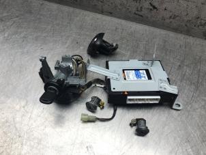 Gebruikte Set Cilindersloten (compleet) Suzuki Alto (RF410) 1.1 16V Prijs € 100,00 Margeregeling aangeboden door Autosloperij Alexander