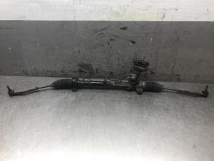 Begagnade Styrbox Toyota Yaris Verso (P2) 1.3 16V Pris på förfrågan erbjuds av Autosloperij Alexander