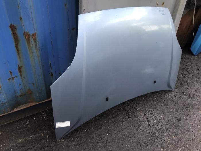 Motorhuv från en Ford Fiesta 5 (JD/JH) 1.3 2005