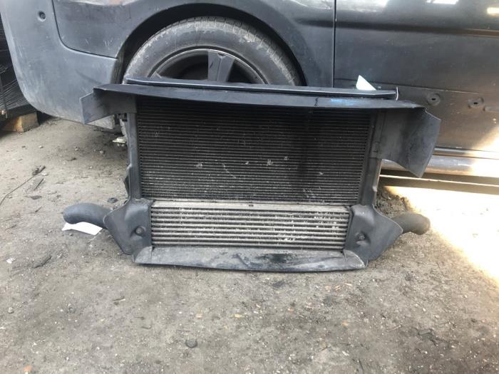 Kylare från en Fiat Doblo Cargo (223) 1.9 JTD 2009