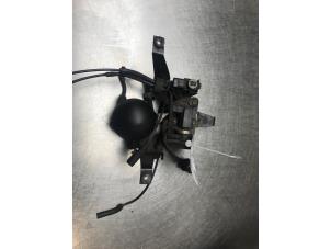 Gebruikte Vacuumpomp Rembekrachtiging Volkswagen Transporter T5 2.5 TDi Prijs op aanvraag aangeboden door Autosloperij Alexander