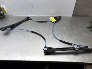 Gebruikte Ruitmechaniek 2Deurs links-voor Volkswagen Polo V (6R) 1.2 TSI Prijs op aanvraag aangeboden door Autosloperij Alexander