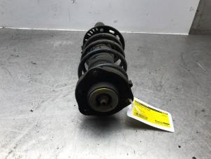 Begagnade Stötdämpare, höger fram Volkswagen Golf Plus (5M1/1KP) 1.4 TSI 140 16V Pris på förfrågan erbjuds av Autosloperij Alexander