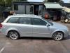 Audi A4 Avant (B7) 2.0 TFSI 20V Framdörr, 4-dörrars, höger