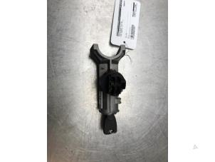 Begagnade Tändningslås + nyckel Fiat Ducato (250) 2.2 D 100 Multijet Euro 4 Pris € 150,00 Marginaltabell erbjuds av Autosloperij Alexander