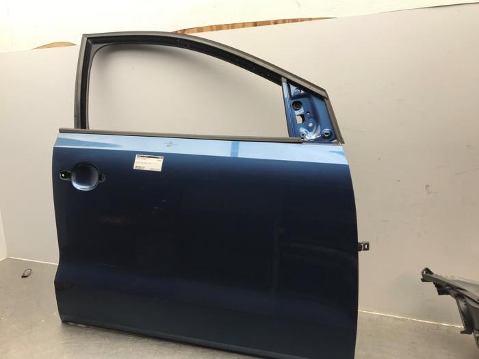 Deur 4Deurs rechts-voor van een Volkswagen Polo V (6R) 1.4 TDI DPF BlueMotion technology 2015