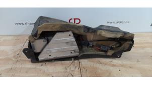 Używane Pompa powietrza (zawieszenie) Landrover Discovery IV (LAS) 3.0 SD V6 24V Cena € 332,75 Z VAT oferowane przez Autohandel Didier