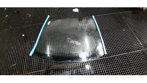 Używane Szyba przednia Opel Corsa E 1.2 16V Cena € 139,15 Z VAT oferowane przez Autohandel Didier