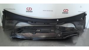 Gebruikte Paravent Seat Ibiza IV SC (6J1) 1.0 12V Prijs € 54,45 Inclusief btw aangeboden door Autohandel Didier