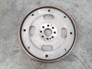 Używane Kolo zamachowe Nissan NP 300 Navara (D23) 2.3 dCi twinturbo 16V 4x4 Cena € 133,10 Z VAT oferowane przez Autohandel Didier