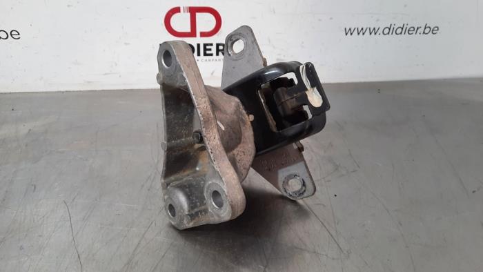 Motorfäste från en Volkswagen Amarok 3.0 TDI V6 24V 4Motion 2018