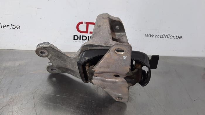 Motorfäste från en Volkswagen Amarok 3.0 TDI V6 24V 4Motion 2018