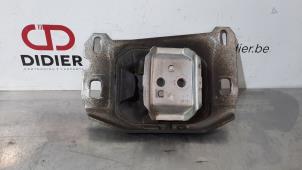 Gebruikte Versnellingsbak Steun Peugeot 3008 II (M4/MC/MJ/MR) 1.5 BlueHDi 130 Prijs € 24,20 Inclusief btw aangeboden door Autohandel Didier