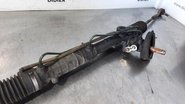 Styrbox från en Peugeot 3008 I (0U/HU) 1.6 HDiF 16V 2013