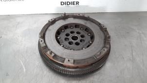 Używane Kolo zamachowe Fiat 500X (334) 1.0 FireFly Turbo 120 12V Cena € 163,35 Z VAT oferowane przez Autohandel Didier