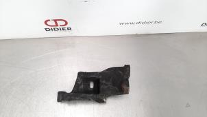 Używane Wspornik silnika Nissan X-Trail (T32) 1.6 Energy dCi All Mode Cena € 24,20 Z VAT oferowane przez Autohandel Didier