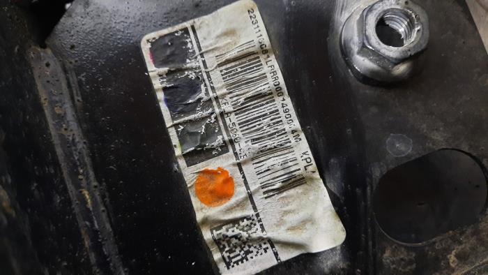 Motorfäste från en Land Rover Range Rover IV (LG) 3.0 SDV6 24V 2019