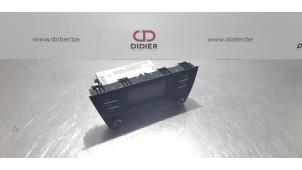 Begagnade Radiomodul Skoda Fabia III Combi (NJ5) 1.2 TSI 16V Greentech Pris € 302,50 Inklusive moms erbjuds av Autohandel Didier