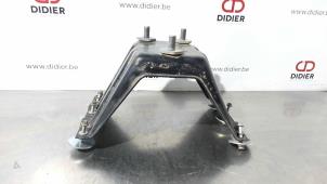 Gebruikte Cardan steun Landrover Defender I 2.2 TD4 16V Prijs € 48,40 Inclusief btw aangeboden door Autohandel Didier