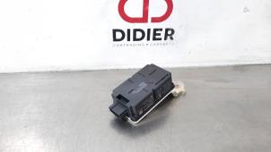 Begagnade Däcktrycksmodul Suzuki Vitara (LY/MY) 1.6 16V VVT Pris € 24,20 Inklusive moms erbjuds av Autohandel Didier