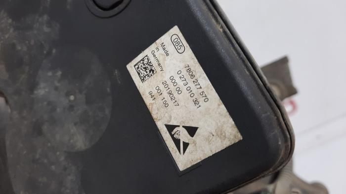 Power steering box Volvo V90 II 2.0 D3 16V - P32142405