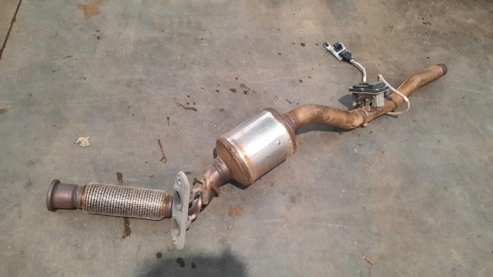 Katalytisk avgasrenare från en Volkswagen Passat Variant (3G5) 1.6 TDI 16V 2019