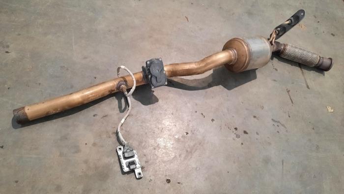 Katalytisk avgasrenare från en Volkswagen Passat Variant (3G5) 1.6 TDI 16V 2019