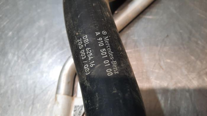 Kylarslang från en Mercedes-Benz Sprinter 5t (907.6) 314 CDI 2.1 D FWD 2021