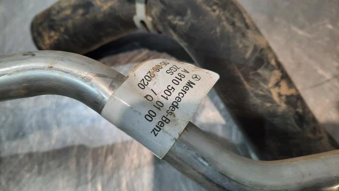 Kylarslang från en Mercedes-Benz Sprinter 5t (907.6) 314 CDI 2.1 D FWD 2021