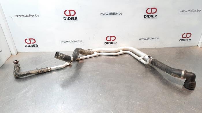 Kylarslang från en Mercedes-Benz Sprinter 5t (907.6) 314 CDI 2.1 D FWD 2021